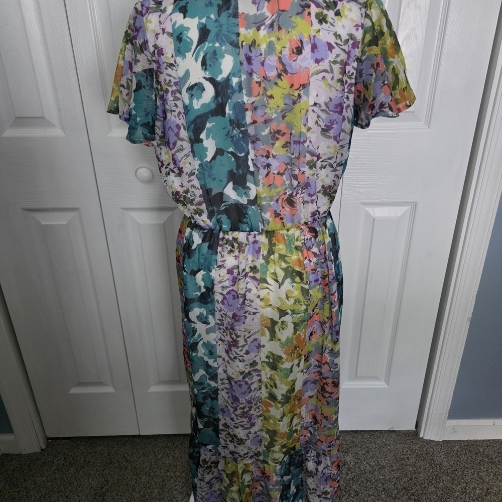 Floral Multicolor Wrap Dress - Picture 3 of 3
